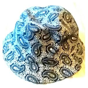 Deadline 2015 bucket hat